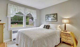 4905 Roger Dr, Anchorage, AK 99507