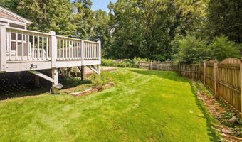 1212 Applethorn Dr, Apex, NC 27502