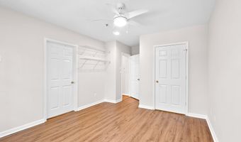 20322 BEECHWOOD Ter 301, Ashburn, VA 20147