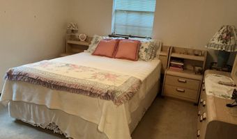 515 S Adams St, Arnett, OK 73832