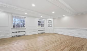 90 Battle St, Bristol, CT 06010