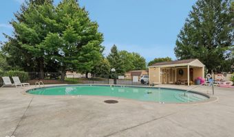 5152 Coppertree Ln, Avon, IN 46123