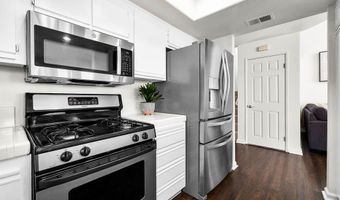 1055 S Sundance Dr, Anaheim, CA 92808