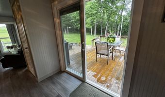 3702 Round House Rd, Aurora, MO 65605
