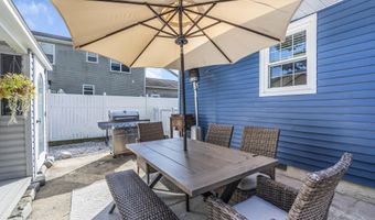 745 Halliard Ave, Beachwood, NJ 08722