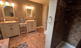 242 Shady Valley Rd, Coventry, RI 02816