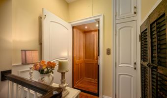 132 Coral St, Beach Haven, NJ 08008