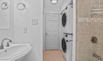 4922 WESTERN Ave D7, Bethesda, MD 20816