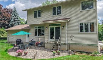 3 Proctor Ct, Albany, NY 12211