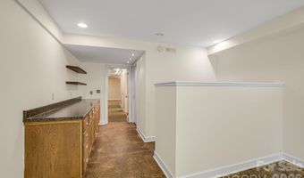 78 Grovewood Rd, Asheville, NC 28804