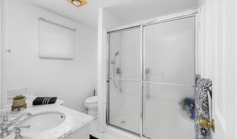 320 Westmoreland St D2, Narragansett, RI 02882