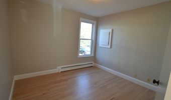 14 Roundy St 1, Beverly, MA 01915