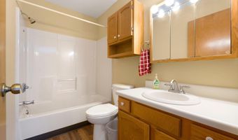 702 Apple Hill Way, Angola, IN 46703