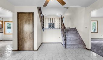 11 Phillips Mills Dr, Middletown, NJ 07748