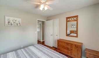 2818 Oakwood Dr, Bardstown, KY 40004
