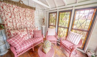 48 Old Searsport Ave, Belfast, ME 04915