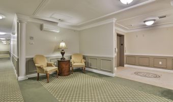 65 Hawthorne Dr 115, Bedford, NH 03110