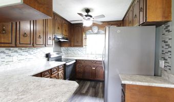 136 Morris Dr, Alma, GA 31510