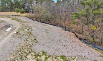 109 Fieldstone Dr, Augusta, ME 04330