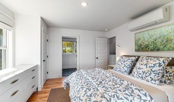 451 Appletree Point Rd, Burlington, VT 05408