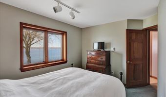 1360 Windmill Point Rd, Alburgh, VT 05440