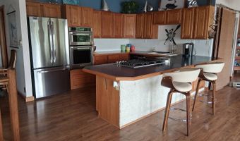 76 Lakeview Cir, Alma, KS 66401