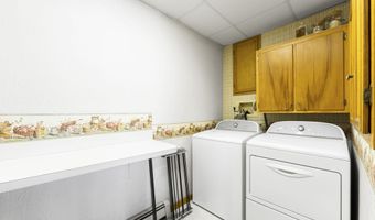 2405 W Sycamore Beach Rd, Angola, IN 46703