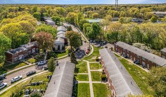 26 Karen Ct A, Bridgeport, CT 06606