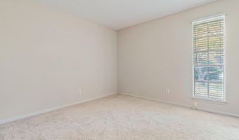 101 BERMUDA LAKE Dr, Alabaster, AL 35007