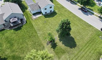 1126 Benjamin Dr, Alexandria, MN 56308