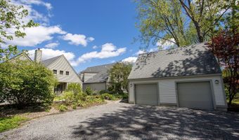 322 Arcadia Dr, Ancramdale, NY 12503
