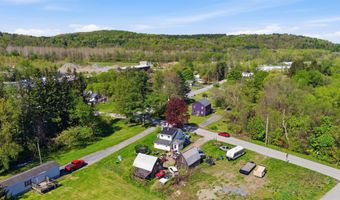 226-228 Northside Dr, Bennington, VT 05201