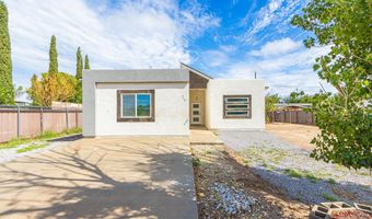 415 Valle Los Nogales Dr, Socorro, TX 79927