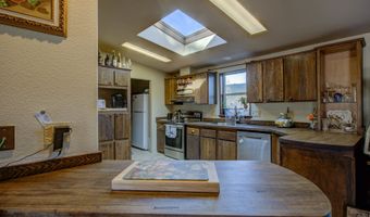 514 EAKIN Rd, Azalea, OR 97410