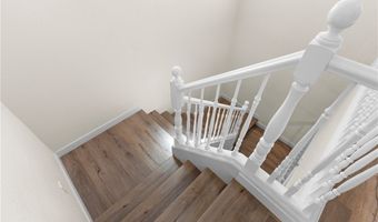 10242 Garden State Dr, Las Vegas, NV 89135