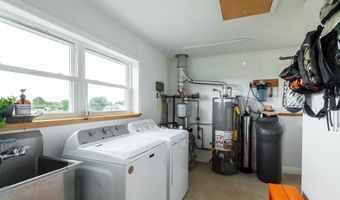 54 Upper Rim Rd E, Arroyo Seco, NM 87514