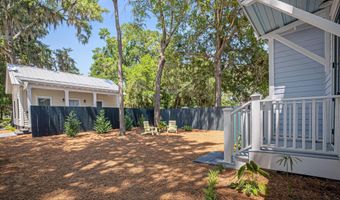 1411 Duke St, Beaufort, SC 29902