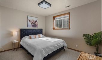 502 Lake Cascade Pkwy 6, Cascade, ID 83611