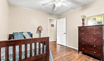 1 Rockford Ln, Bella Vista, AR 72715