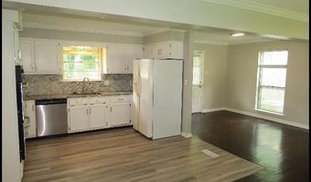 607 S Market St, Benton, AR 72019