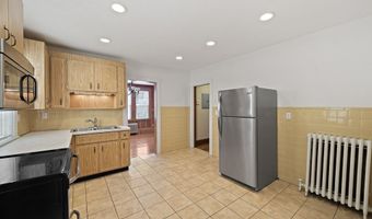 9 Parkwood Ter, Boston, MA 02130