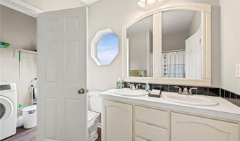1408 Oak St, Atchison, KS 66002