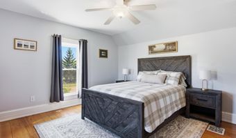 8011 Hollow Corners Rd, Almont, MI 48003