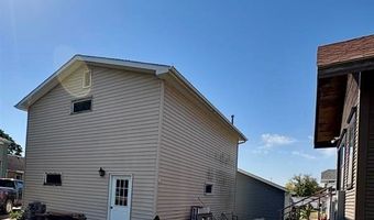 608 E N, Algona, IA 50511