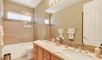 1047 W ARMSTRONG Way, Chandler, AZ 85286