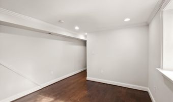 4211 DOWNING St, Annandale, VA 22003