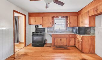 70 Sage Ave, Bridgeport, CT 06610