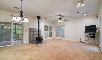 135 Red Bird Cv, Batesville, MS 38606