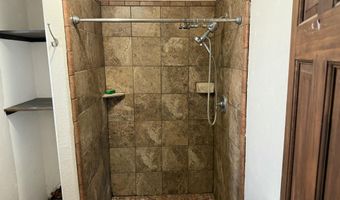 1511 YAKIMA Rd SW, Albuquerque, NM 87105