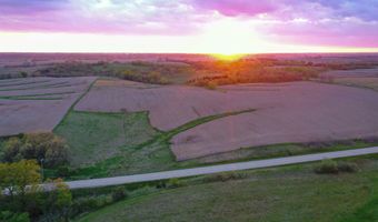 01 Vine Ave, Ainsworth, IA 52201